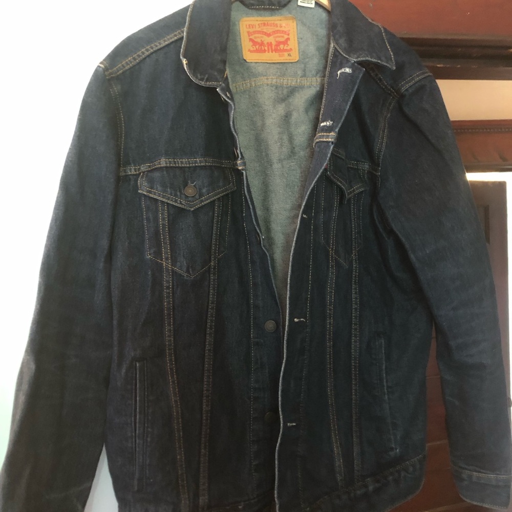 Levi's Indigo Denim Jacket with Contrast Stitching